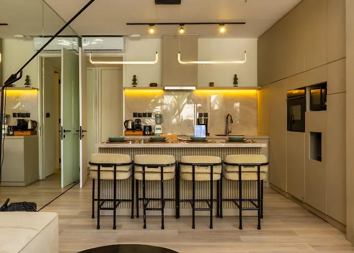 Luxury 2br Berawa Loft | Private Pool, Near Cafe