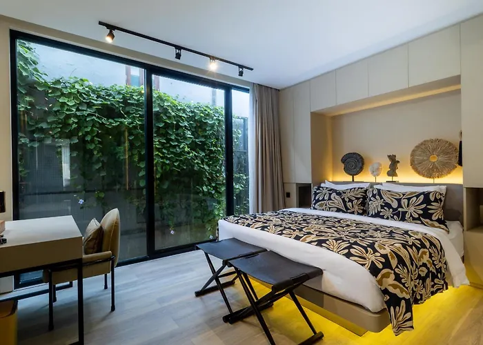 Luxury 2br Berawa Loft | Private Pool, Near Cafe ヴィラ