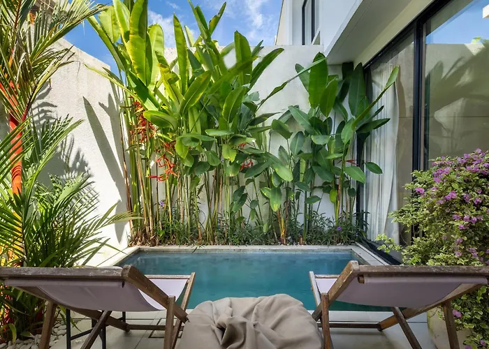 Villa Luxury 2br Berawa Loft | Private Pool, Near Cafe