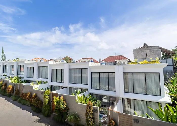Luxury 2br Berawa Loft | Private Pool, Near Cafe Villa Canggu