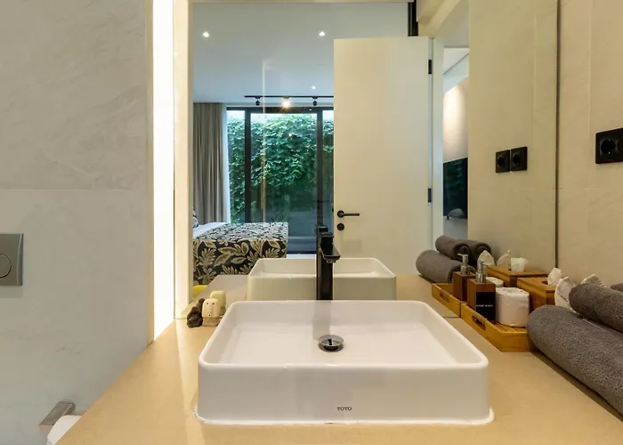 Luxury 2br Berawa Loft | Private Pool, Near Cafe Canggu